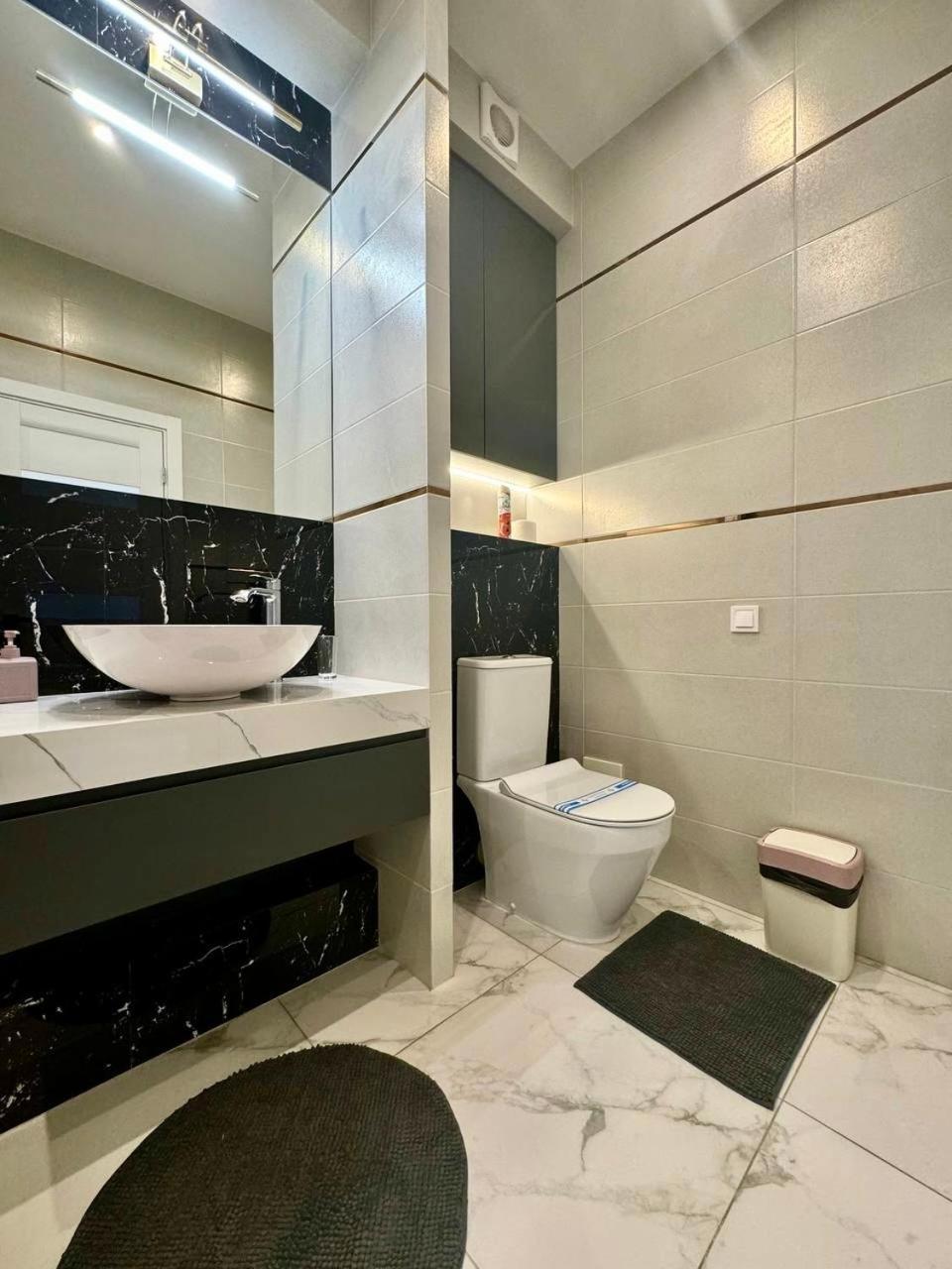 Apartpoltava Premium Дизайн Закритий Жк Пилипа Орлика 26 Exterior foto